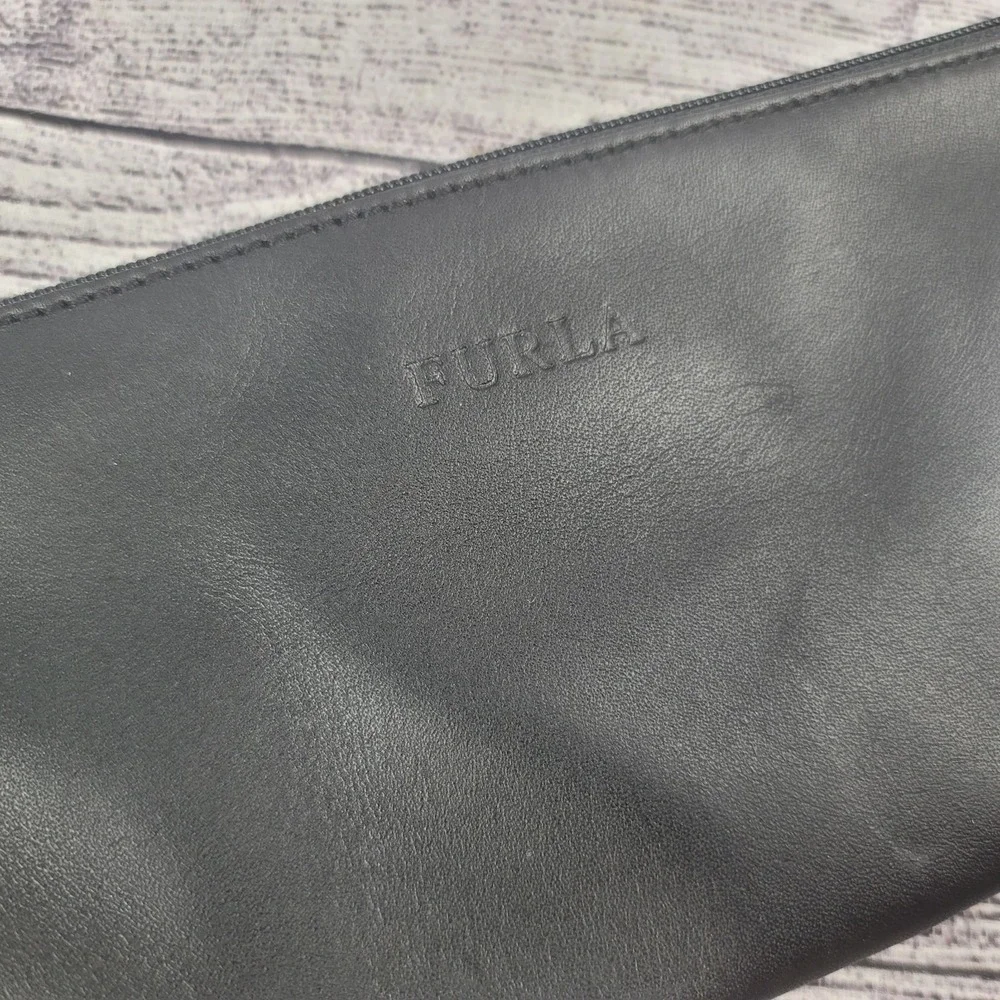 Furla Zip Pouch Wallet Black/Lilac